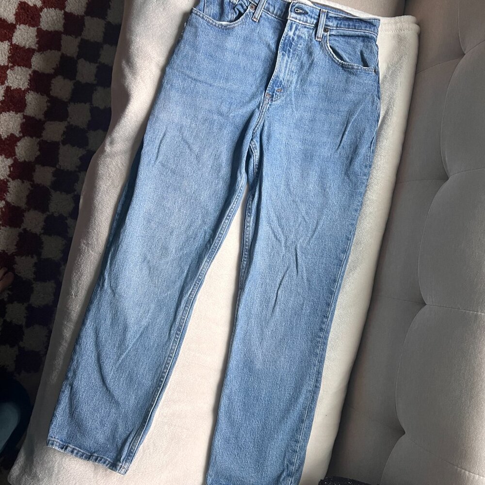 Abercrombie Curve Love The 90s Straight Jean Ultra High Rise